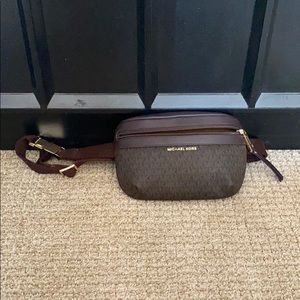 NWOT - Michael Kors Fanny Pack